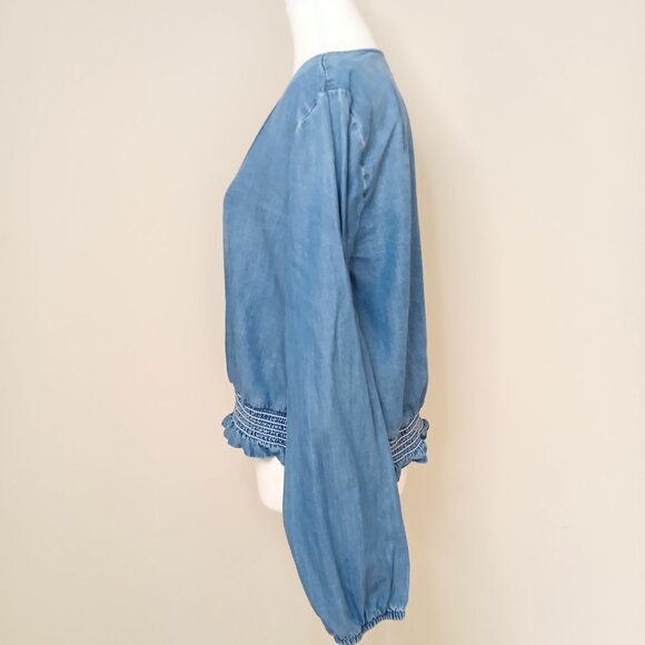 Anthropologie Cloth & Stone Chambray Smocked Waist Tencel Blouse Size XL - Picture 5 of 8